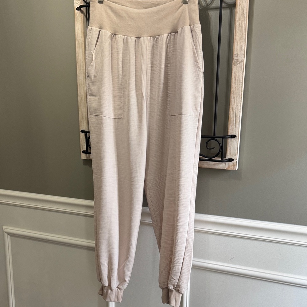 Elegant Beige Jogger Pants XL